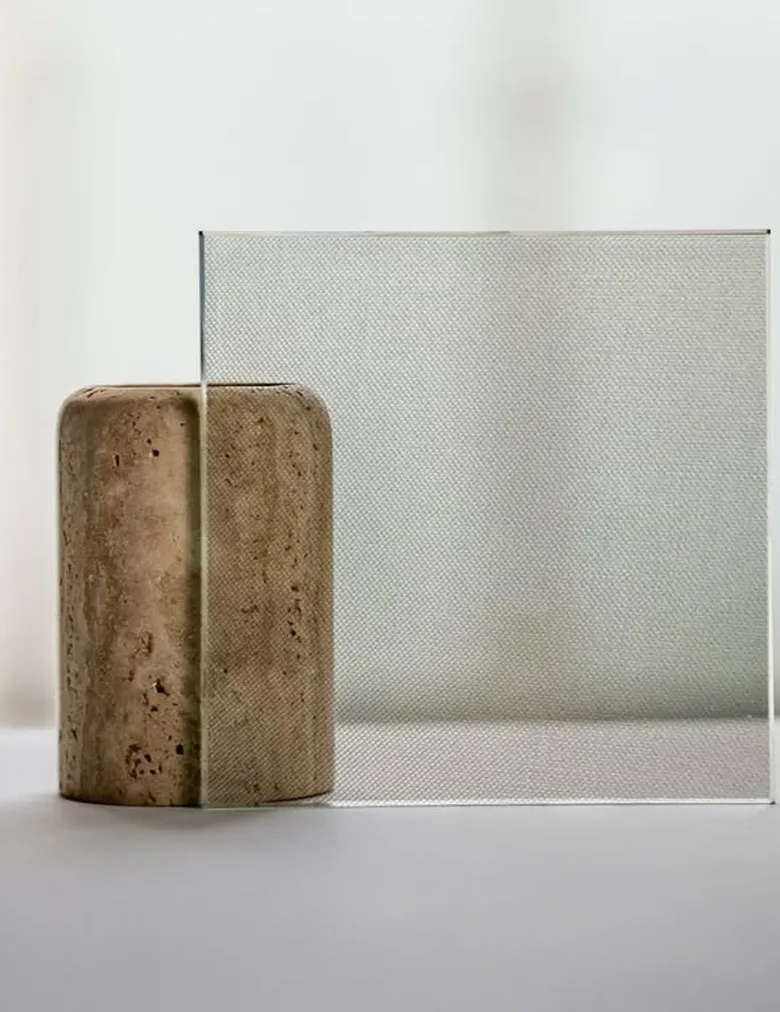 Woven glass – warm grey